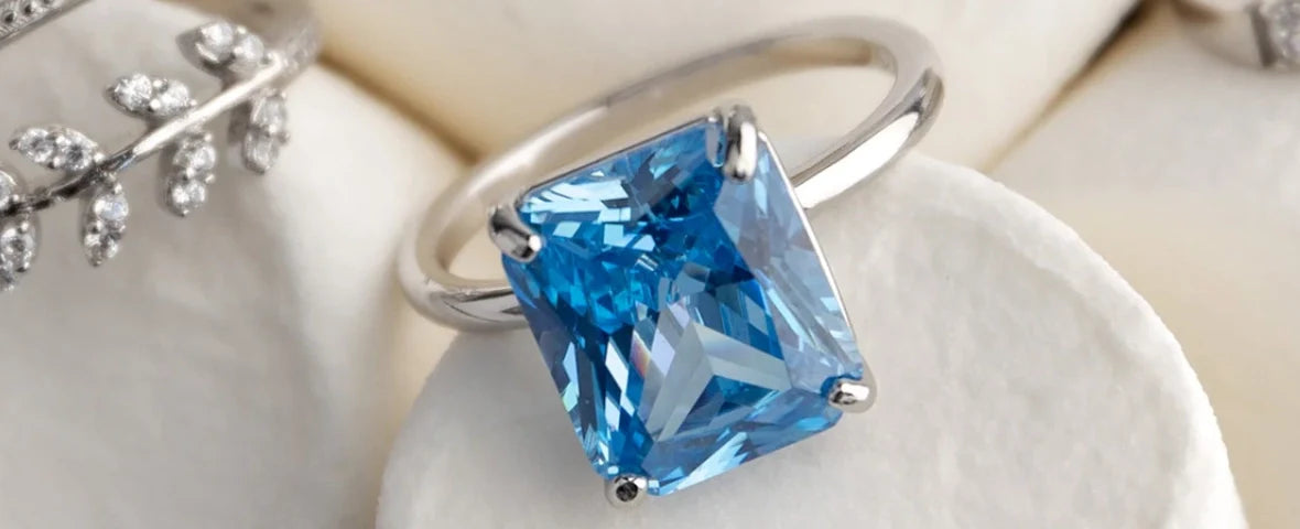How to distinguish cubic zirconia from diamond?