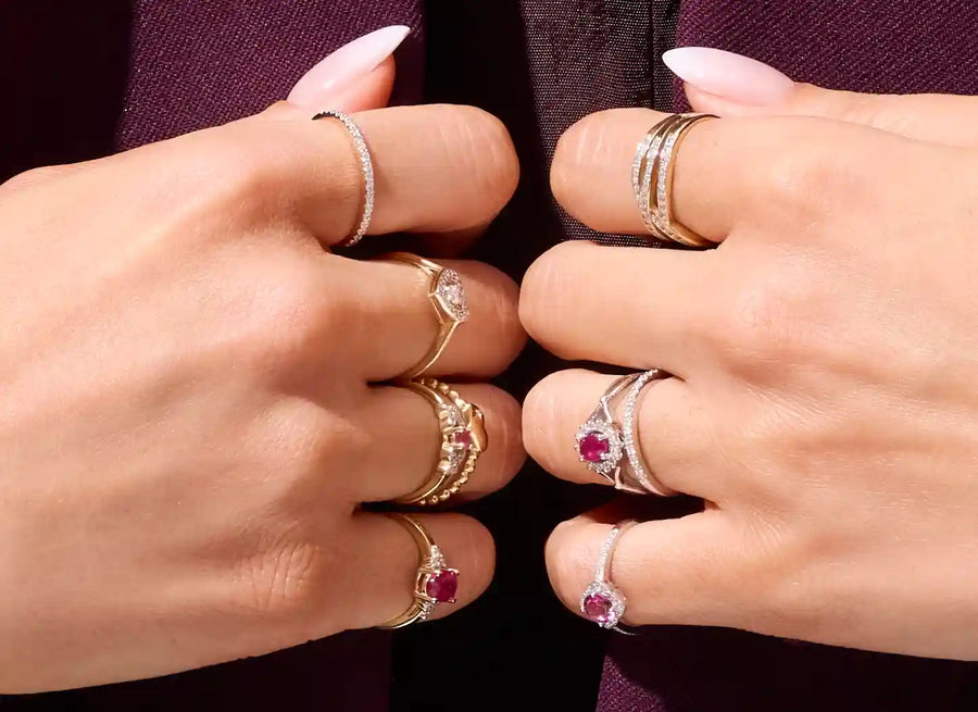 Yellow Gold vs. White Gold for Engagement Rings - Which is Better?
