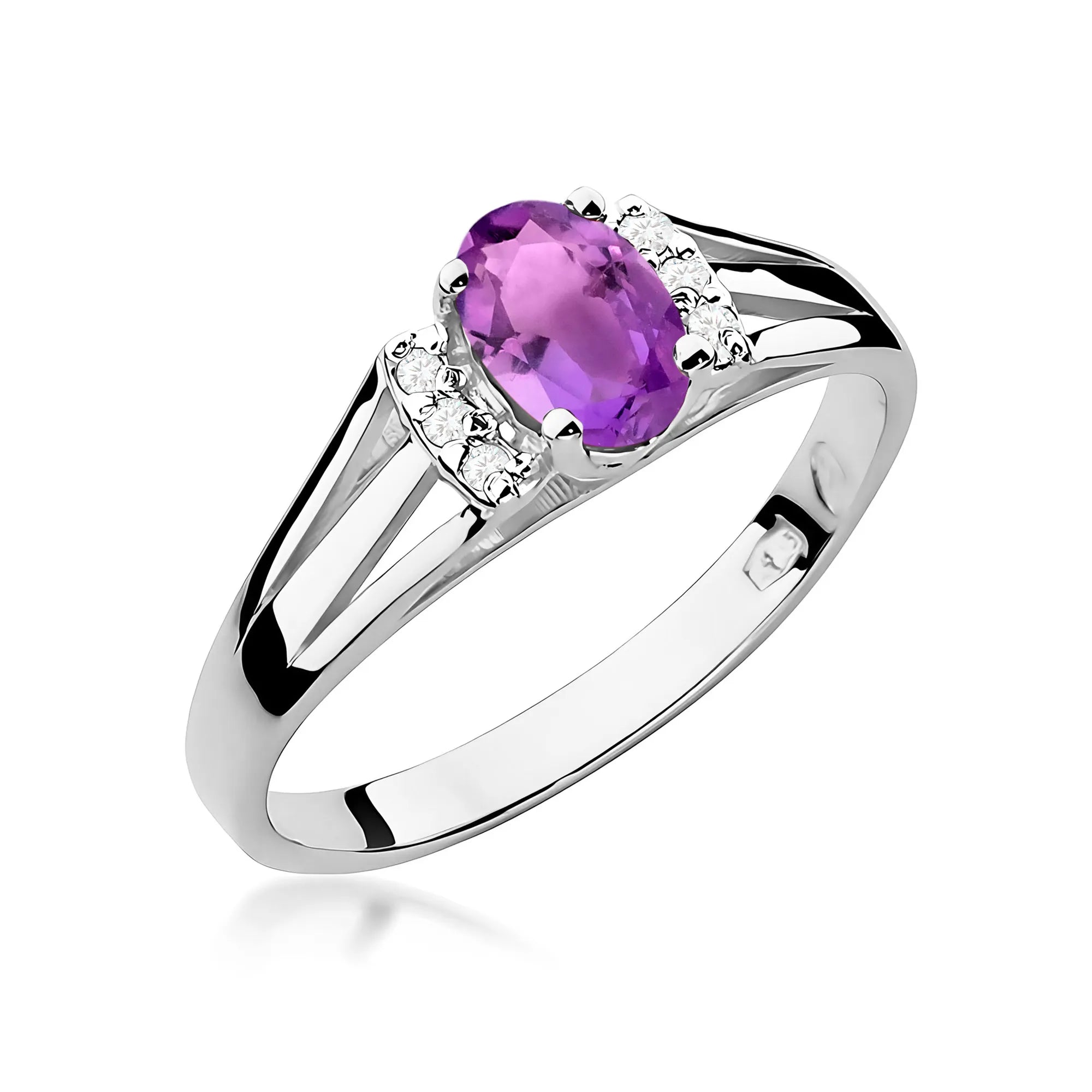 14k (585) White Gold Ring | 0.40ct Amethyst and 0.052ct Diamonds | GREMARI Jewelry
