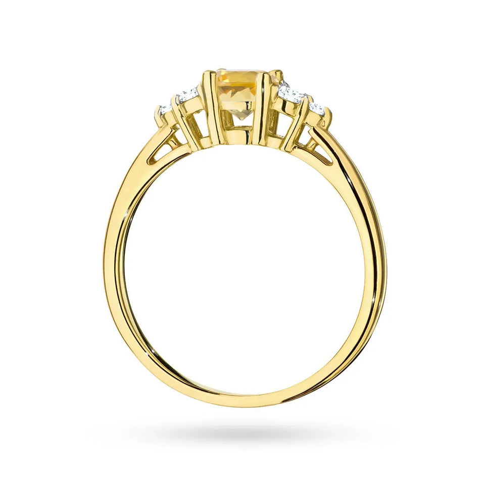 Gold 14k(585) ring with 0,50ct citrin with 6 diamonds. Perfect for a gift.