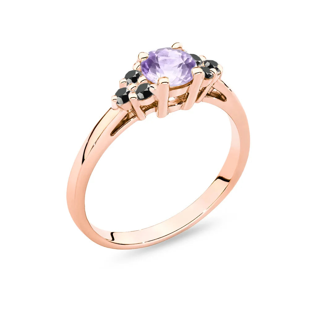 Ring aus 14 Karat (585) Roségold mit 0,50 ct Amethyst und 6 bronzefarbenen Diamanten. Perfekt als Geschenk.