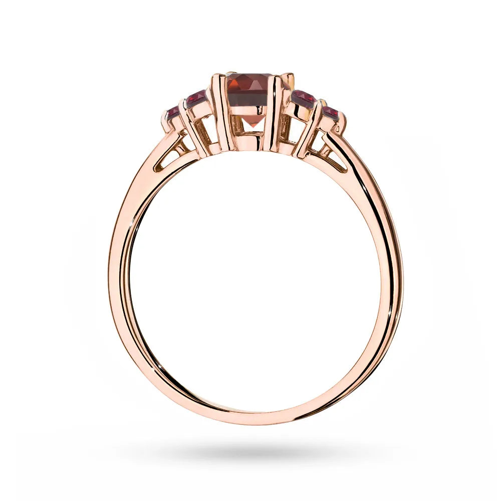 Rose Gold 14k(585) ring with 0,60ct garnet with 6 rubies. Perfect for a gift.