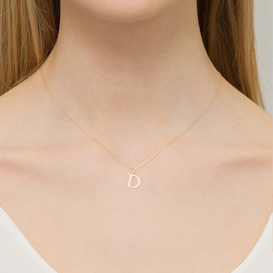 Halskette aus 14-karätigem Roségold mit 0,005 ct Diamant. Ausgezeichnetes Geschenk. Die Echtheit des Diamanten wird durch ein Zertifikat bestätigt.