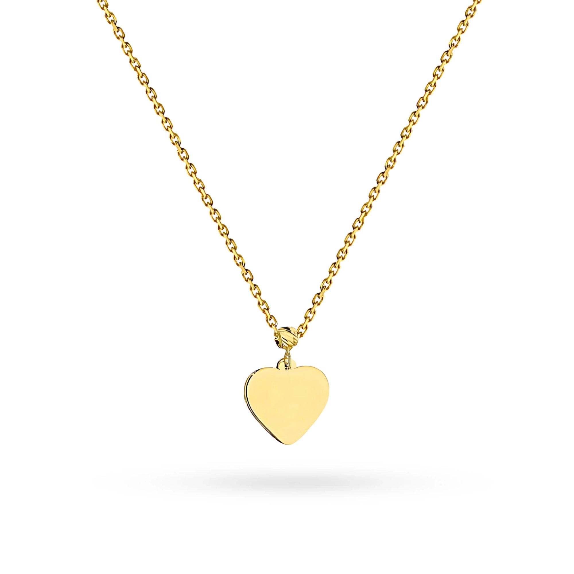 14-carat gold necklace is an exclusive accessory. Gremari necklace is packaged in an elegant box, which is perfect for a gift. 