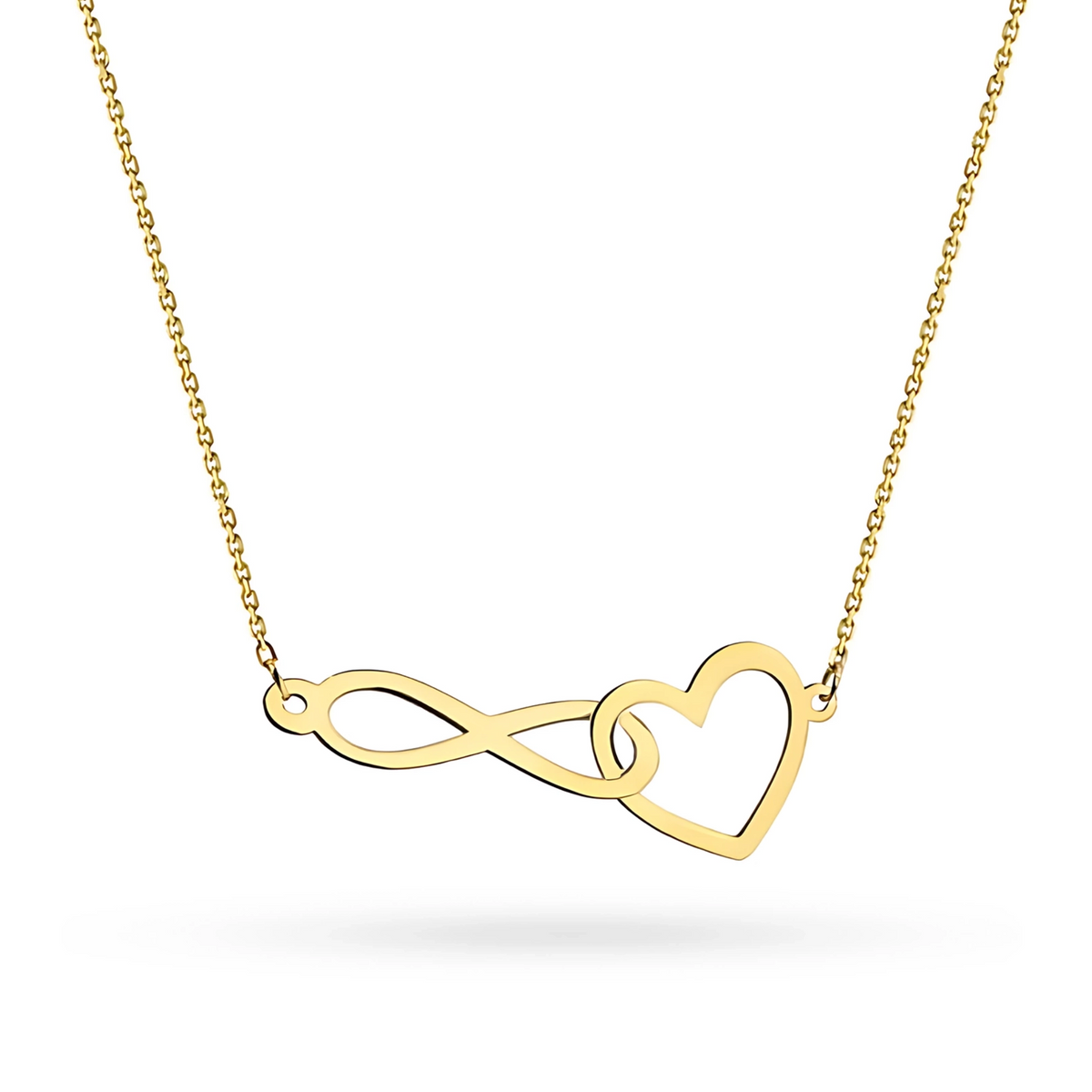 14-carat gold necklace is an exclusive accessory. Gremari necklace is packaged in an elegant box, which is perfect for a gift. 