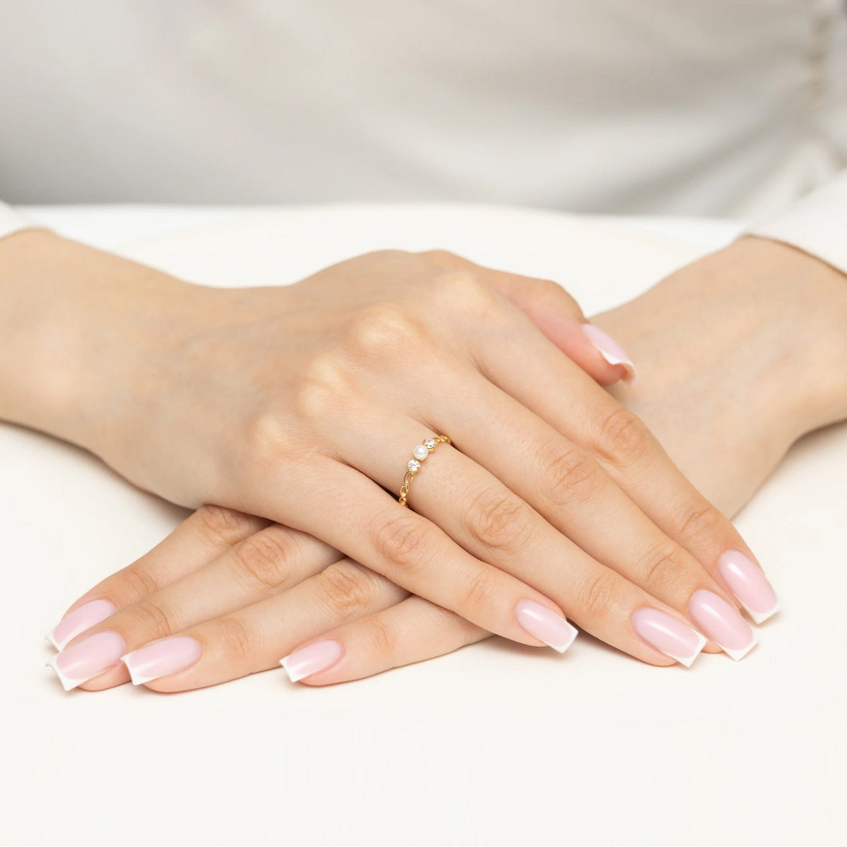 14k Gold (585) Openwork Ring | Pearl & Zirconias |  GREMARI Jewelry