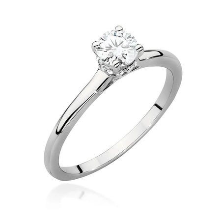 Ring aus 14-karätigem (585) Weißgold mit 0,40 ct und 0,06 ct Diamanten. Wird in einer eleganten Schachtel geliefert, die sich perfekt als Geschenk eignet.
