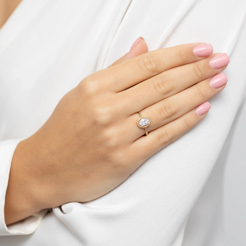 8k Gold (333) Ring | Ovaler Dekorativer Fassung | GREMARI Schmuck