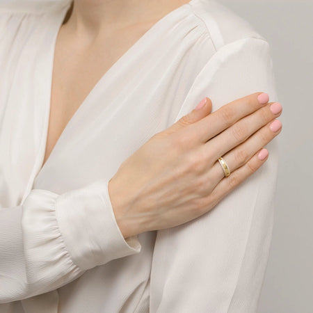 silver-ring-with-zirconia-ap047-925-s