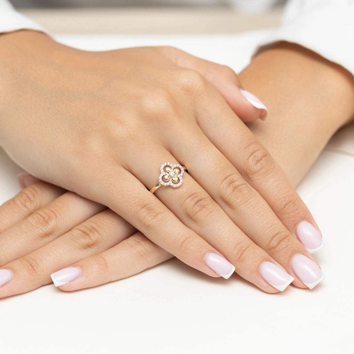 goldring-mit-zirkonia-blume-gluecksklee-ap068-585-b