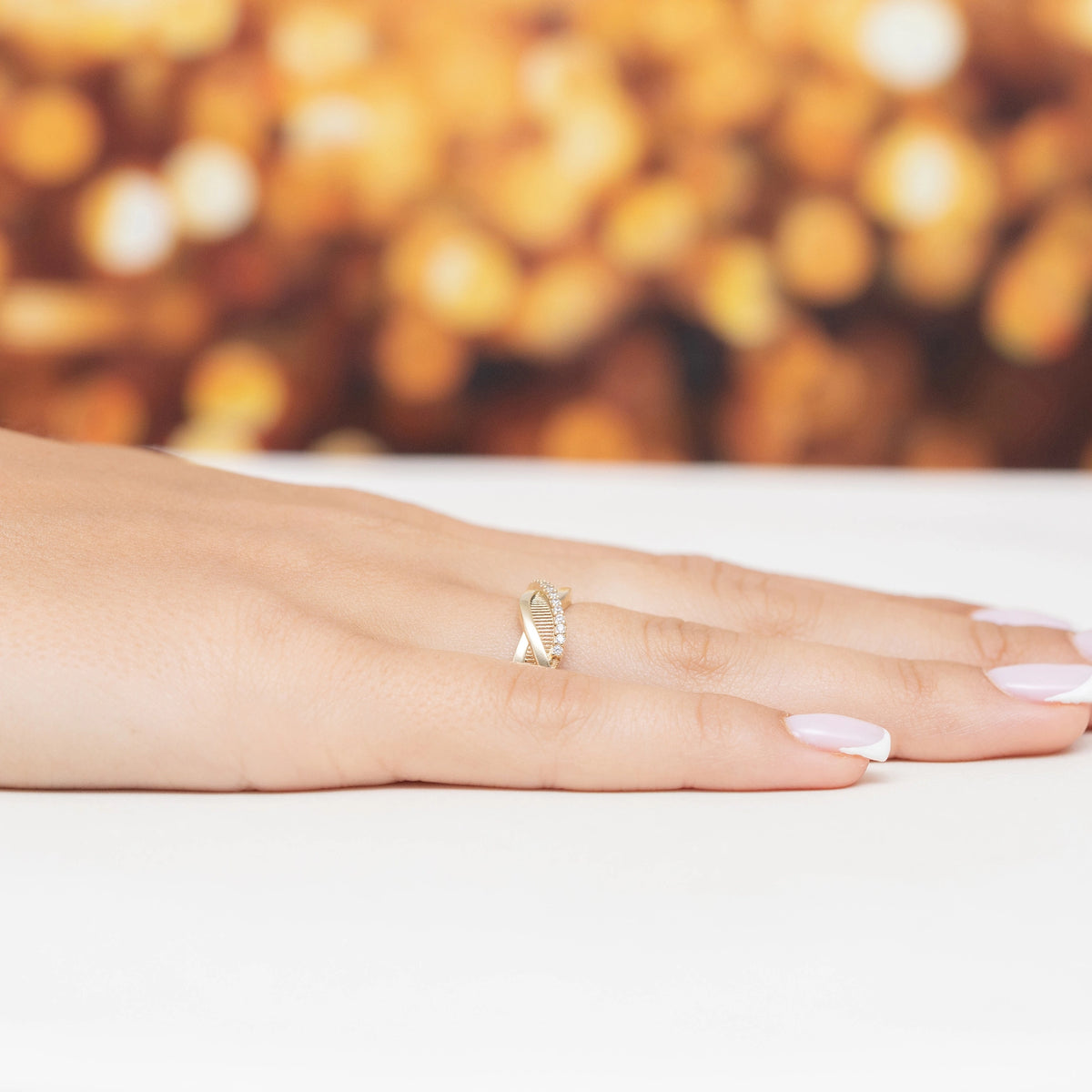 goldring-mit-zirkonia-wellen-ap100-585-b