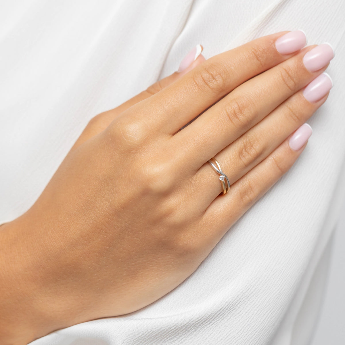 zweifarbiger Goldgeflecht-Ring mit Zirkonia ap140-585-b