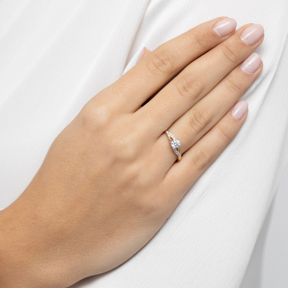 gold-ring-with-zirconia-waves-ap160-585-b