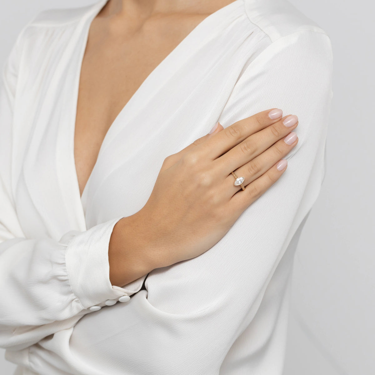 gold-ring-with-zirconia-ap162-585-b