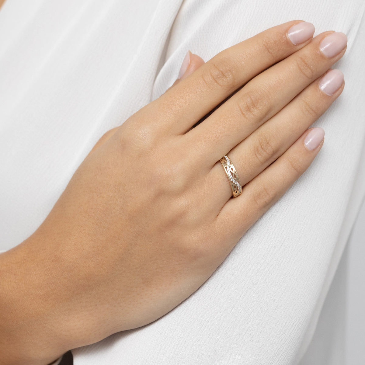 goldring-mit-zirkonia-unendlichkeit-ap165-585-b