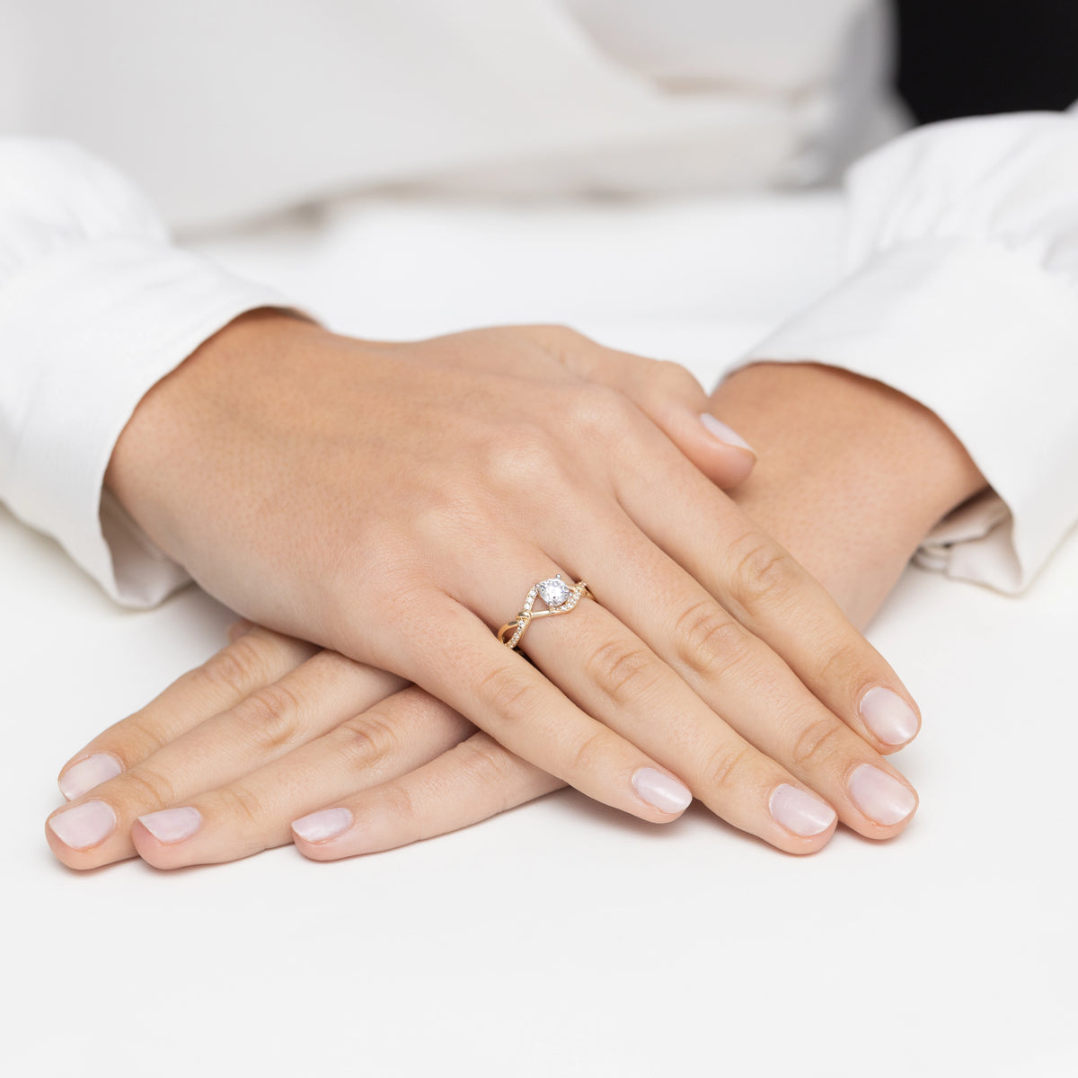 goldgewebter-ring-mit-zirkonia-ap168-585-b