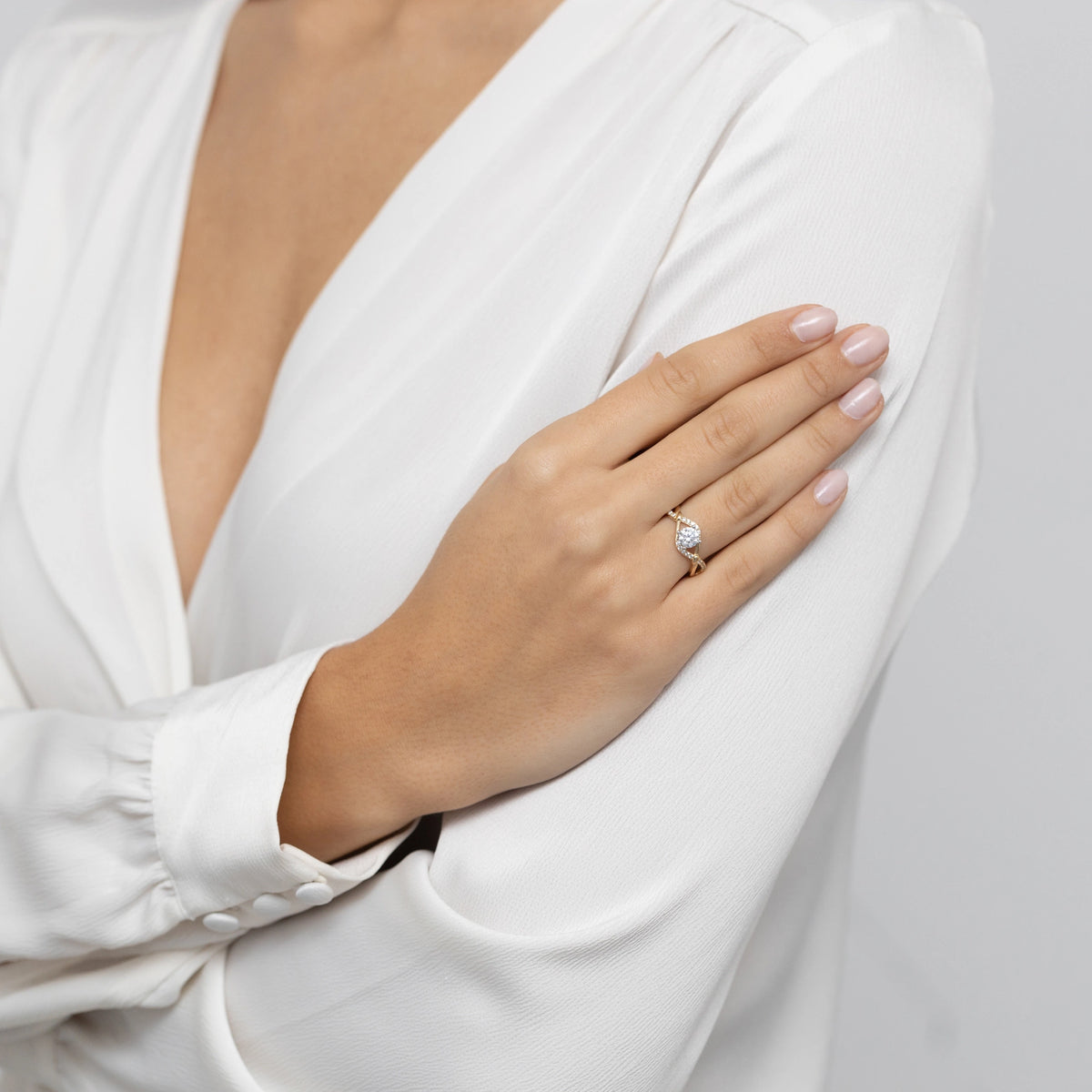 goldgewebter-ring-mit-zirkonia-ap168-585-b
