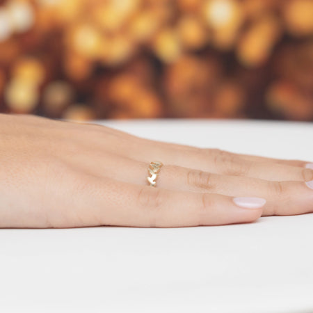 gold-ring-with-zirconia-leaves-ap169-585