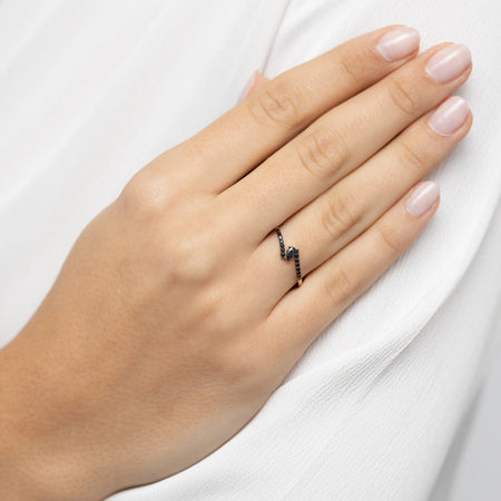 subtle-gold-ring-with-black-zirconia-ap189-585-cz