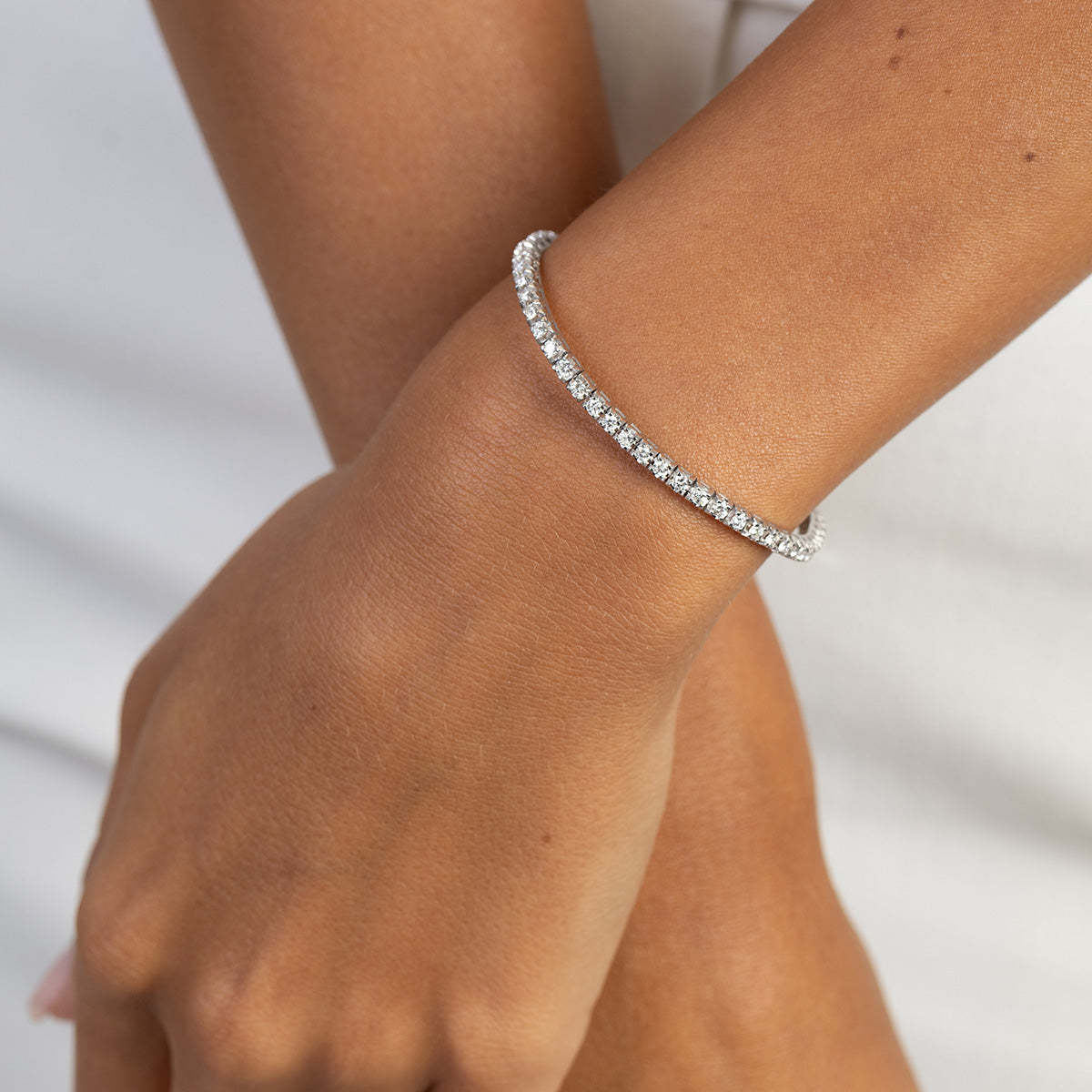 Tennisarmband aus Weißgold mit 59 round Labordiamanten – 1.77ct