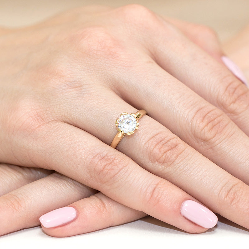 gold-ring-with-7-0mm-zirconia-cl004-333-c