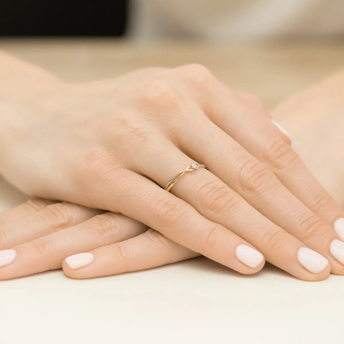 zweifarbiger Goldgeflecht-Ring mit Zirkonia EP097 333