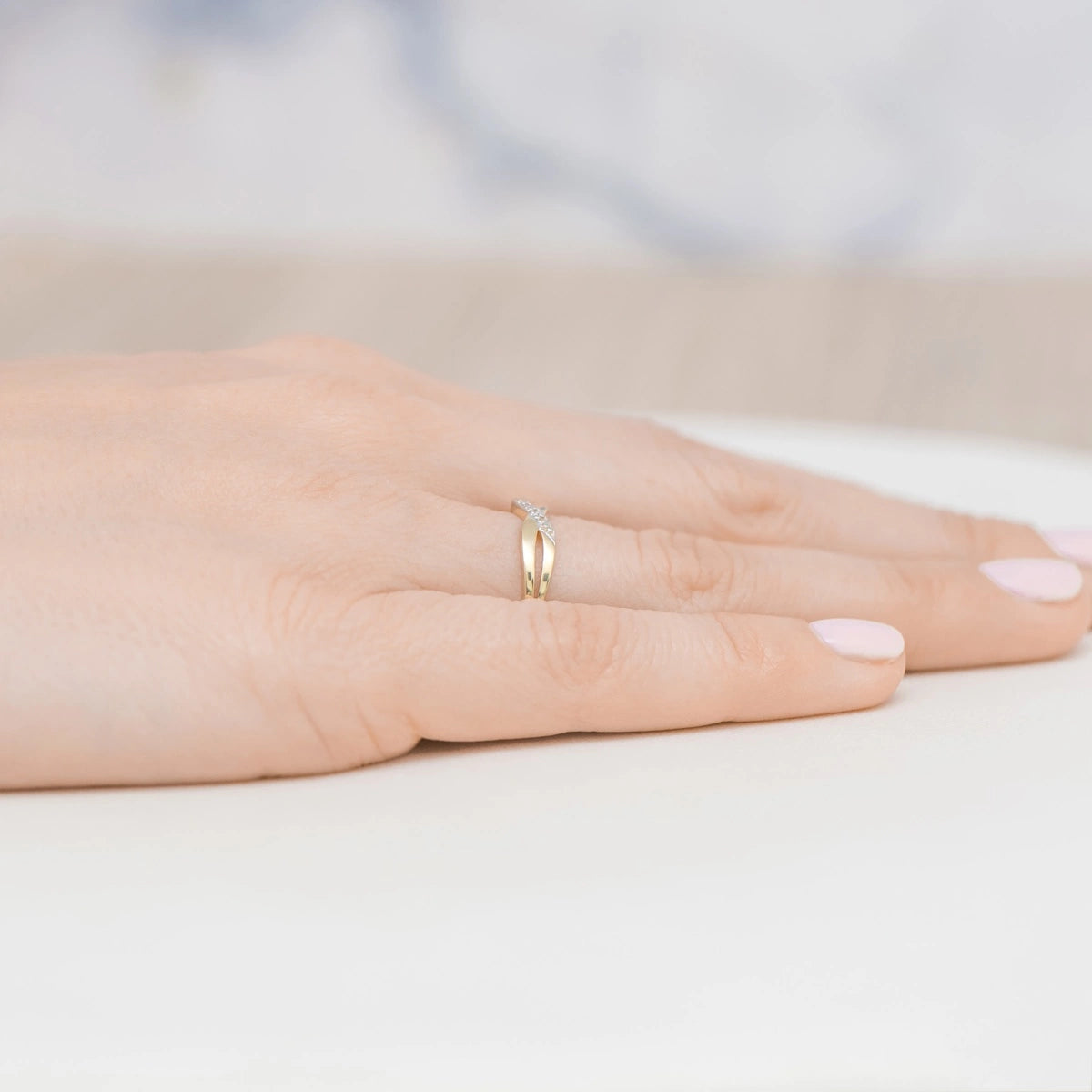 goldgewebter-ring-mit-zirkonia-ep100-585