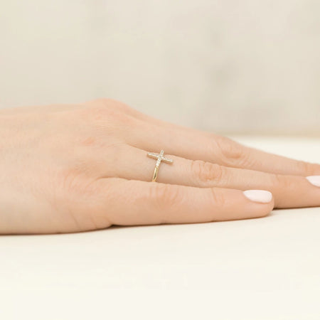 subtle-gold-ring-with-zirconia-cross-ep157-333