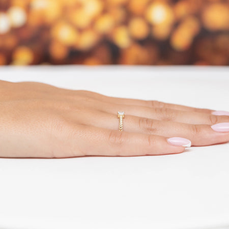 gold-ring-with-zirconia-herringbone-ep179-333-b