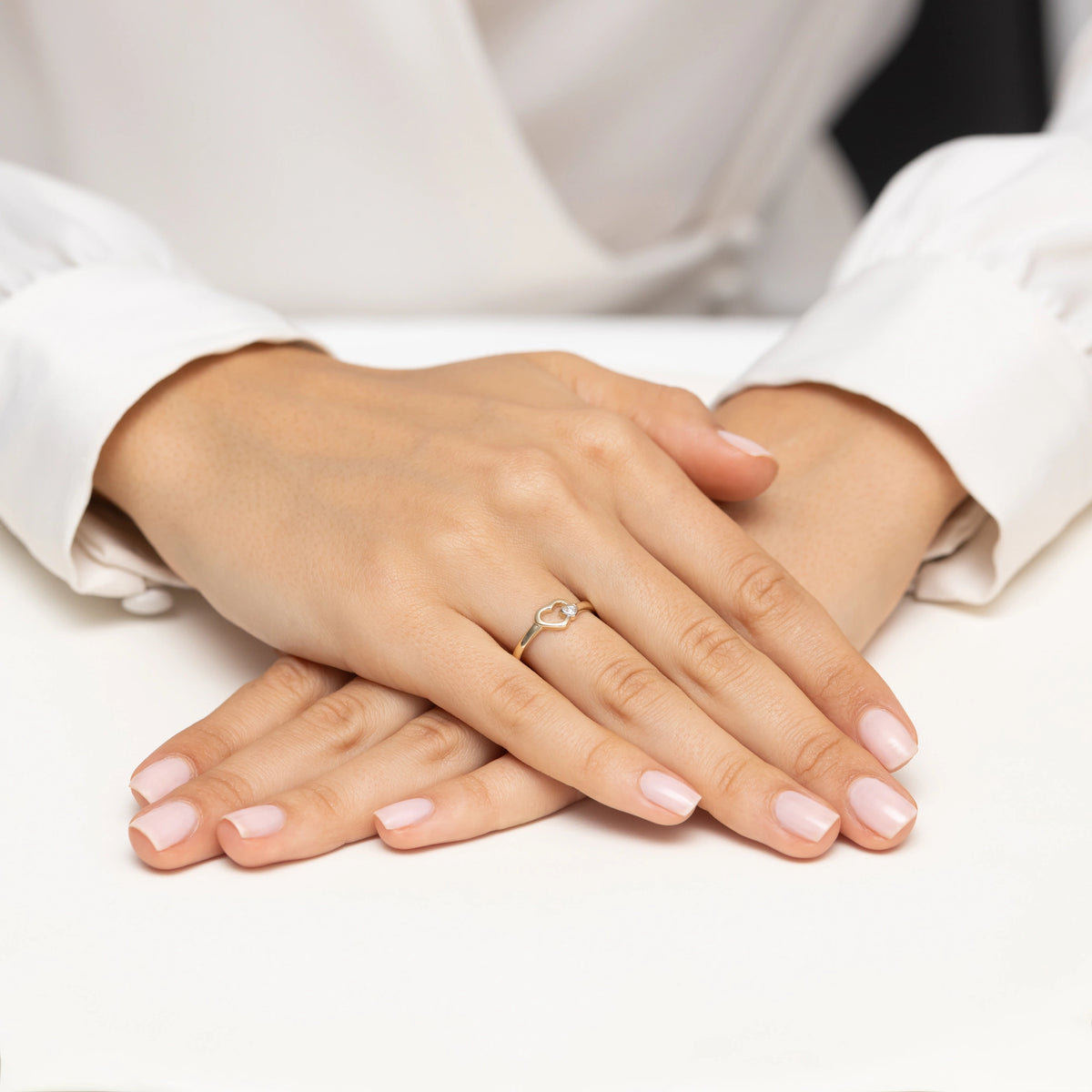 gold-ring-with-zirconia-hearts-ep183-333-b