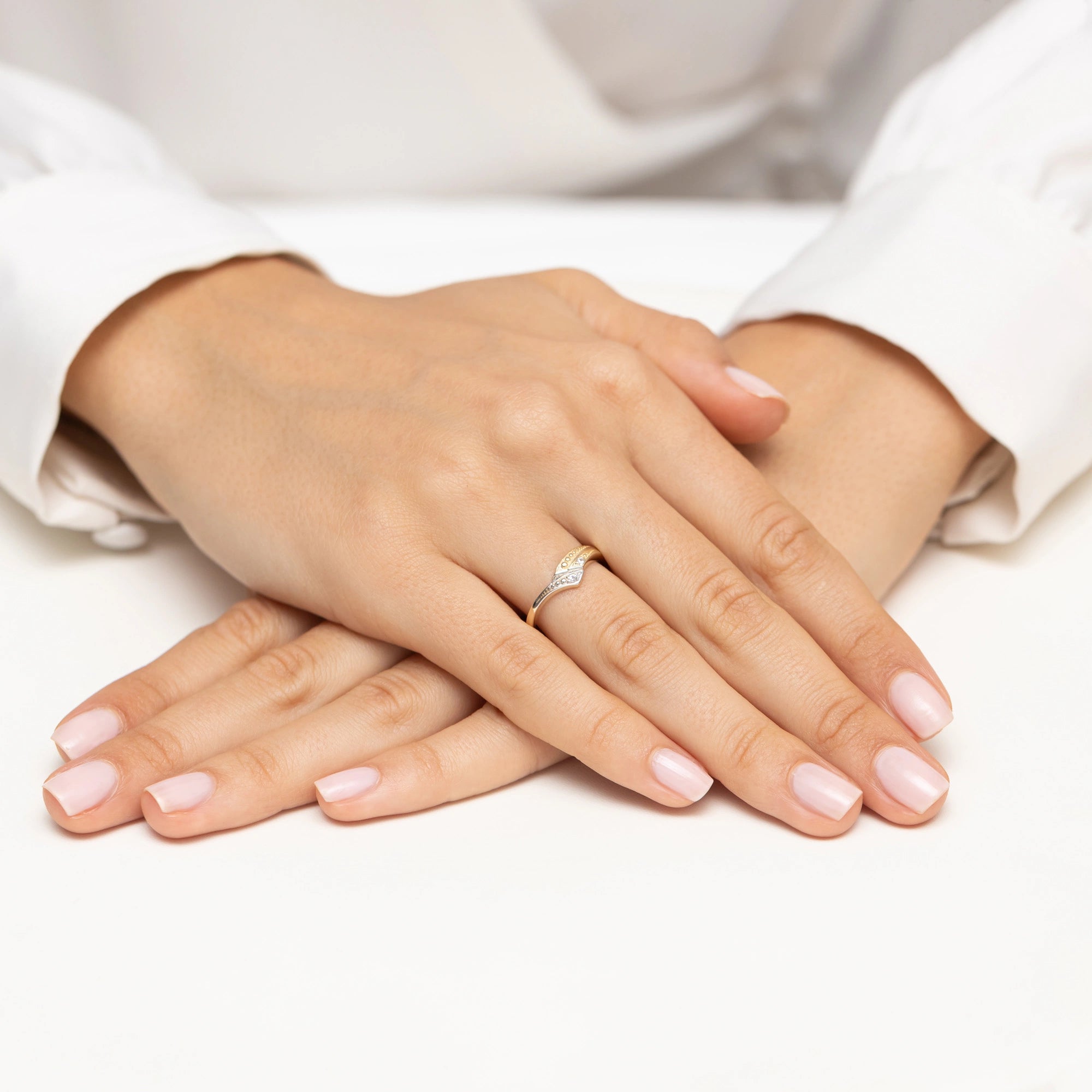 gold-ring-with-zirconia-waves-ep184-333-b