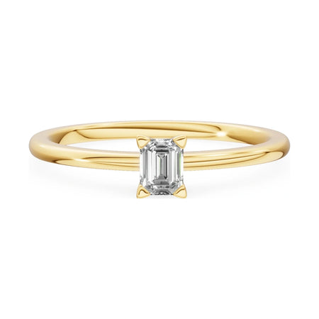 GREMARI Seven Grace 14K yellow gold engagement ring with 0.15 ct emerald-cut lab-grown diamond