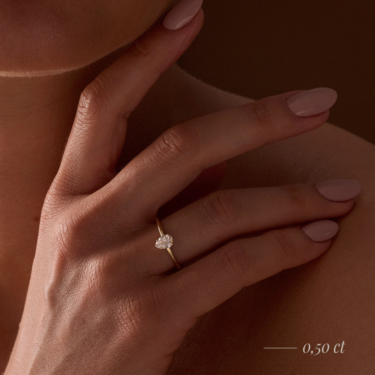Gremari Seven Grace Verlobungsring aus Weißgold mit 0,50 ct Labordiamant – Pear