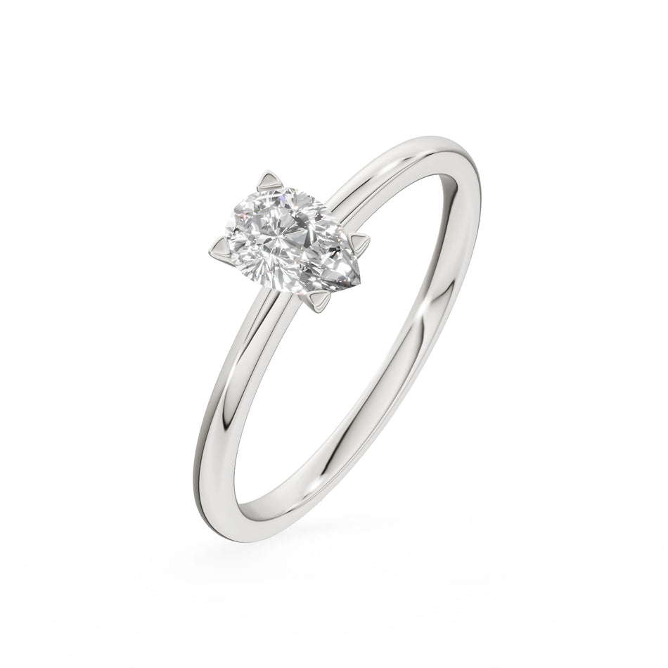 Gremari Seven Grace Verlobungsring aus Weißgold mit 0,30 ct Labordiamant – Pear