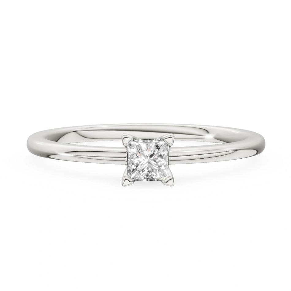 Gremari Seven Grace Verlobungsring aus Weißgold mit 0,15 ct Labordiamant – Princess