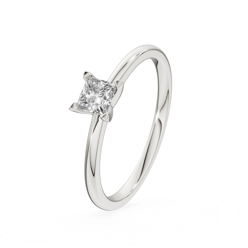 Gremari Seven Grace Verlobungsring aus Weißgold mit 0,30 ct Labordiamant – Princess