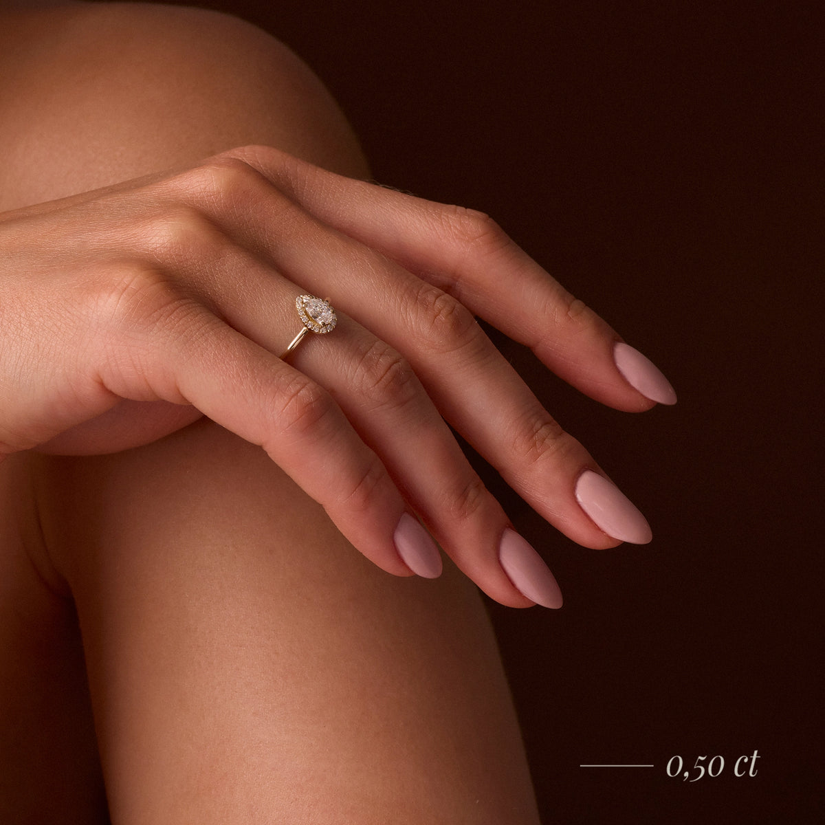 Gremari Seven Aura Verlobungsring aus Gelbgold mit 1,00 ct Naturdiamant – Pear