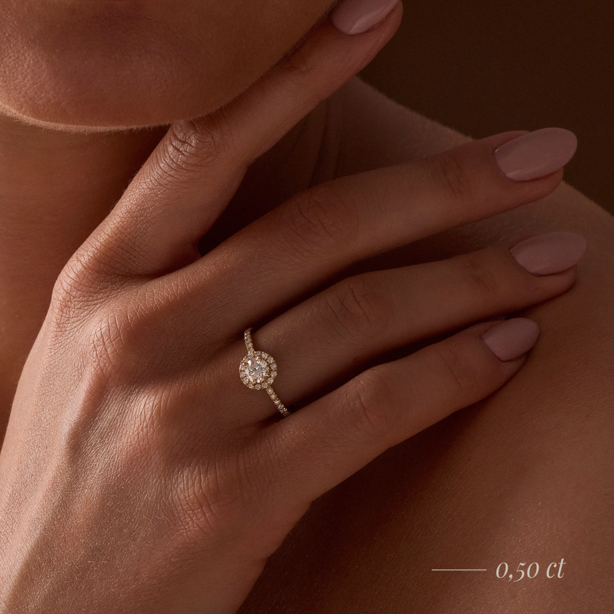Gremari Seven Icon Verlobungsring aus Weißgold mit 0,15 ct Labordiamant – Round/Brilliant