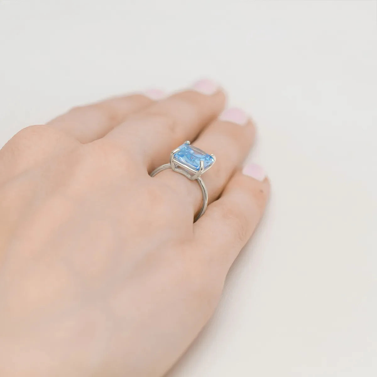 silver-ring-with-zirconia-jp016-925-ns