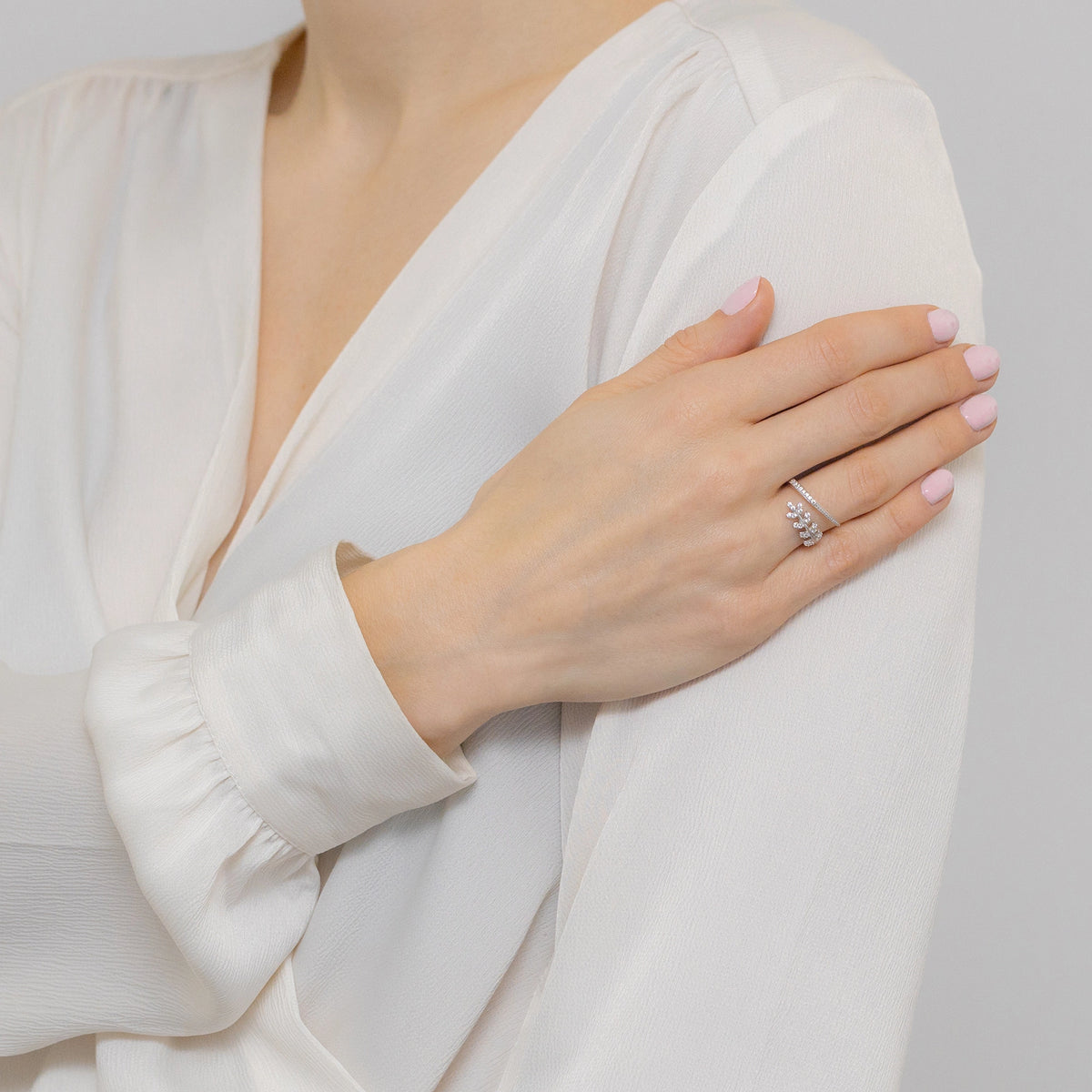 silver-ring-with-zirconia-jp076-925-bs