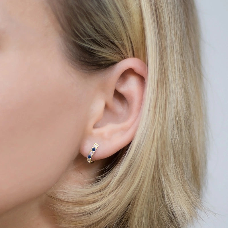 gold-english-clasp-earrings-with-zirconia-k011-333-g