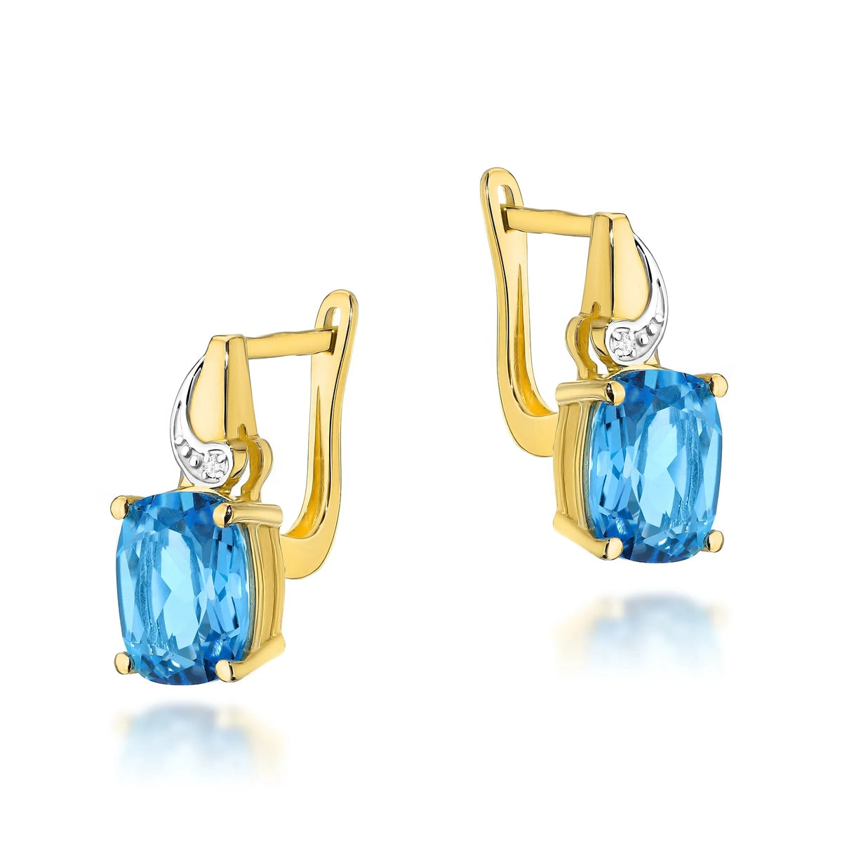gold-earrings-with-2-x-2-40ct-topazes-and-0-01ct-additional-diamonds-k0400-tob-01