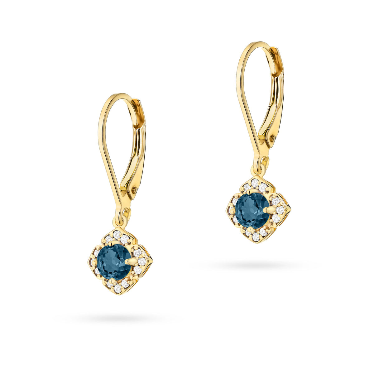 goldohrringe-mit-2-x-0-30ct-london-blau-topasen-und-0-12ct-zusätzlichen-diamanten-k0571-tol-01