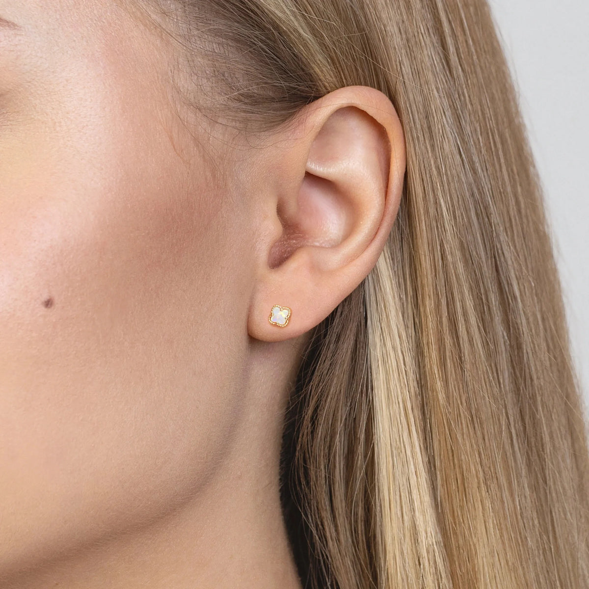 goldene Ohrstecker mit Zirkonia Glück k105 14k 585 p