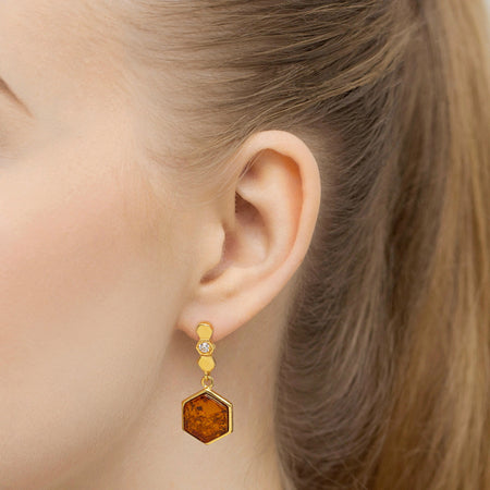 gold-plated-silver-stud-earrings-with-natural-amber-geometric-k1880-925-z