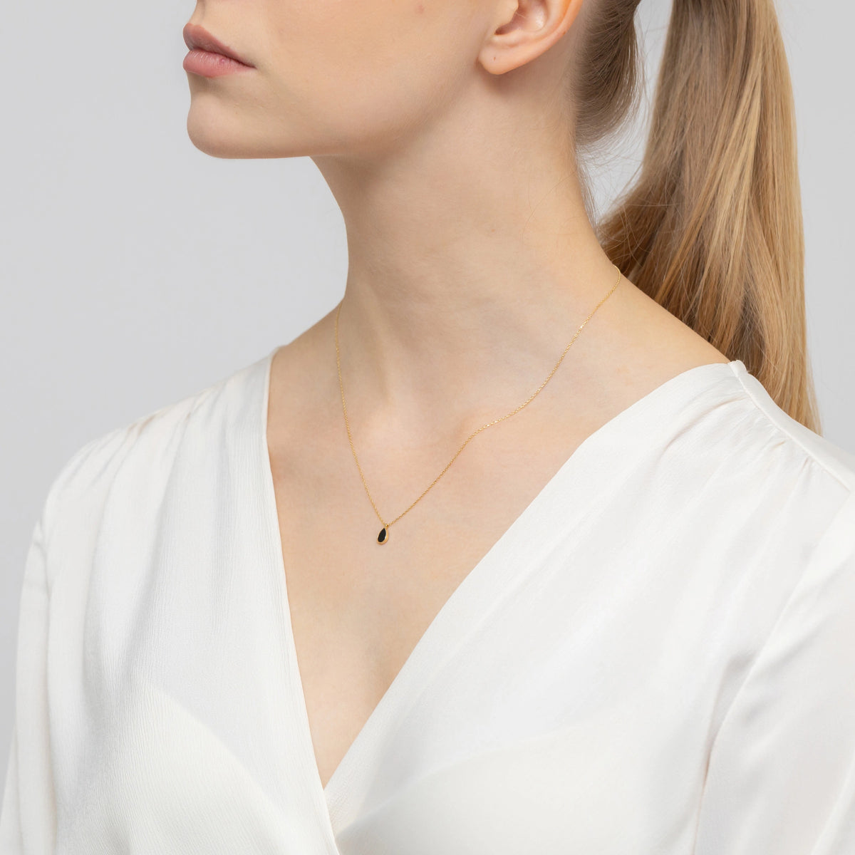 goldkette-tropfenform-mit-schwarzem-achat-n-gw-378-585