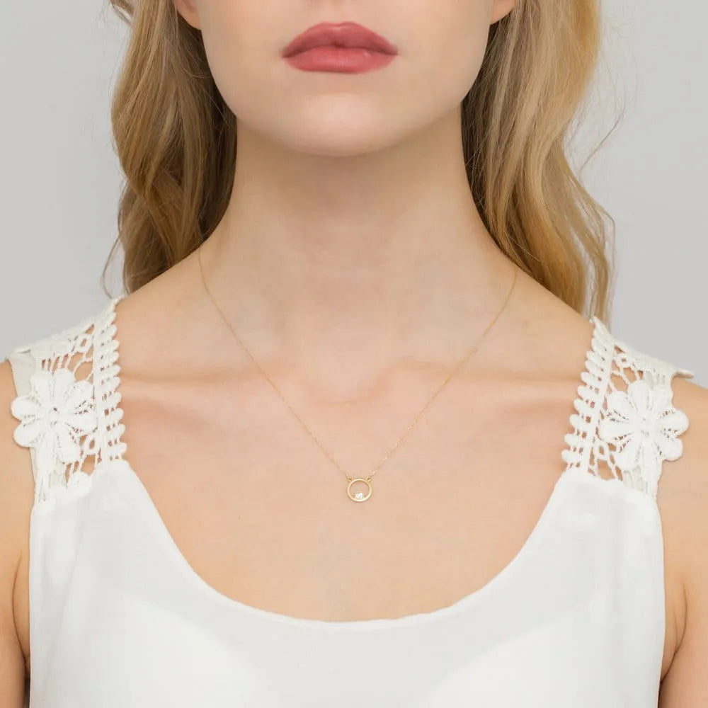 gold-celebrity-necklace-with-diamonds-circle-n0022