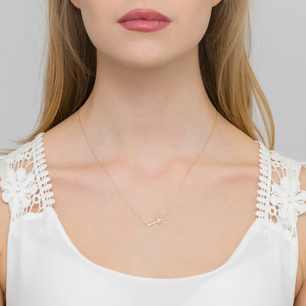 gold-necklace-with-0-005ct-diamond-n0027-diw-01