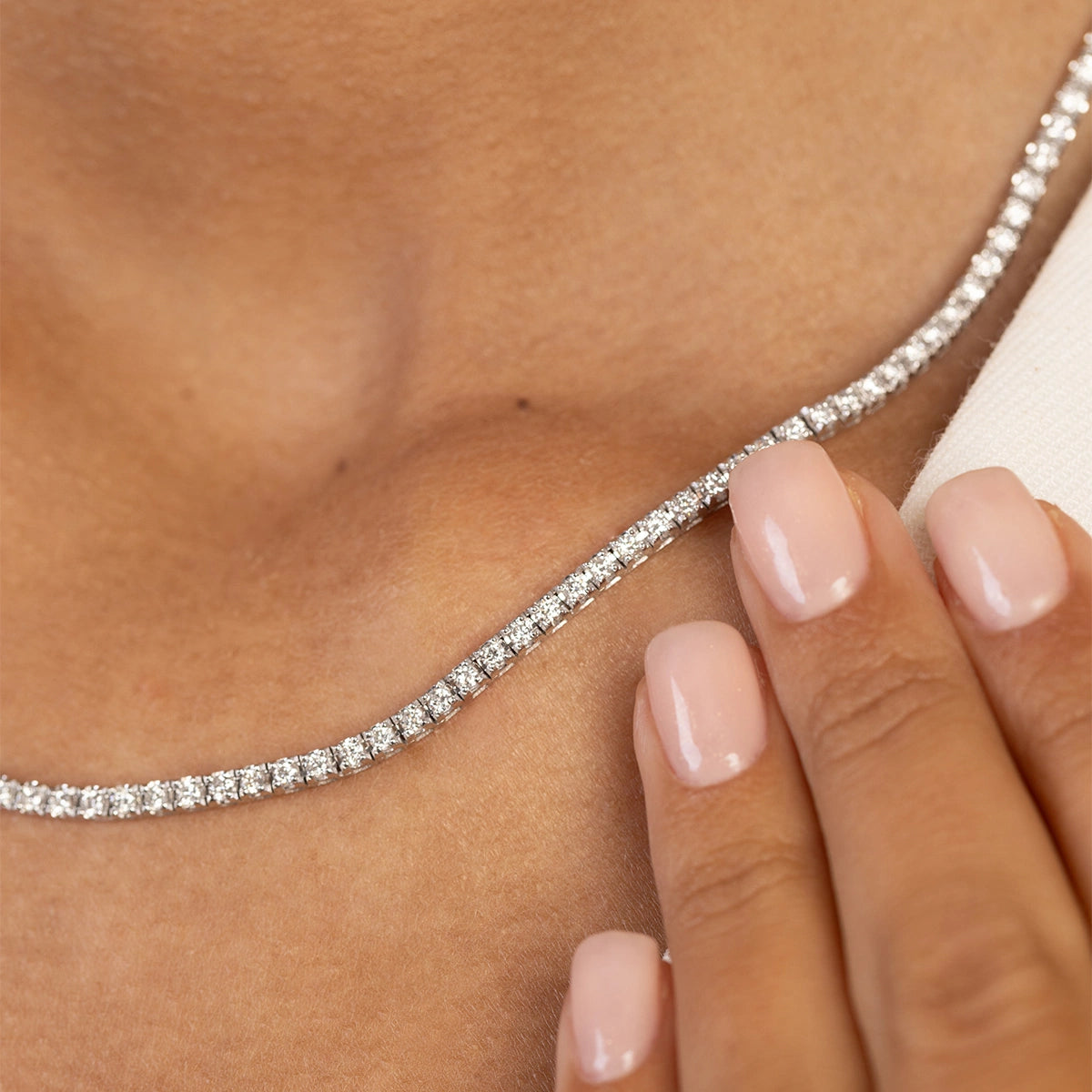 gold-necklace-with-3-38ct-diamonds-n0076-diw-01