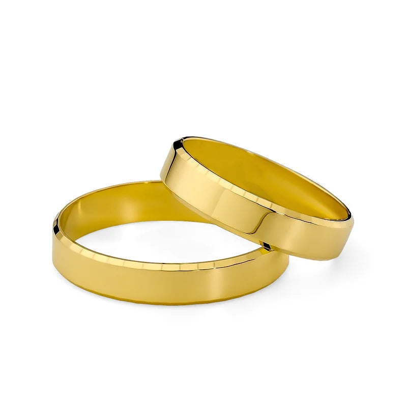 Classic Gold Wedding Bands Rings with Diamond-cut Edges 4mm